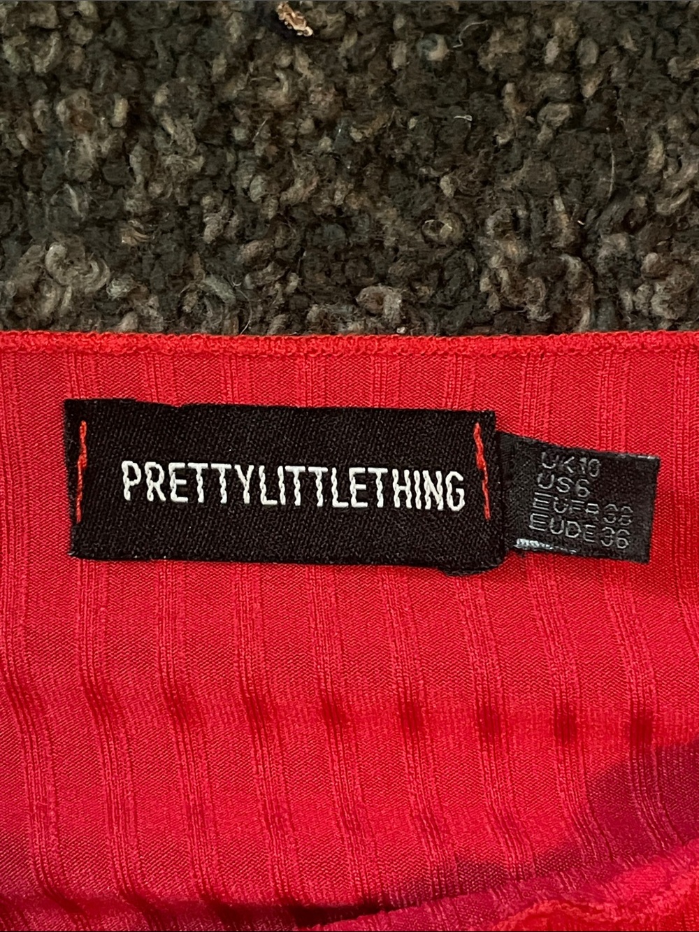 PrettyLittleThing Red Ribbed Tube Top - Picture 2 of 3
